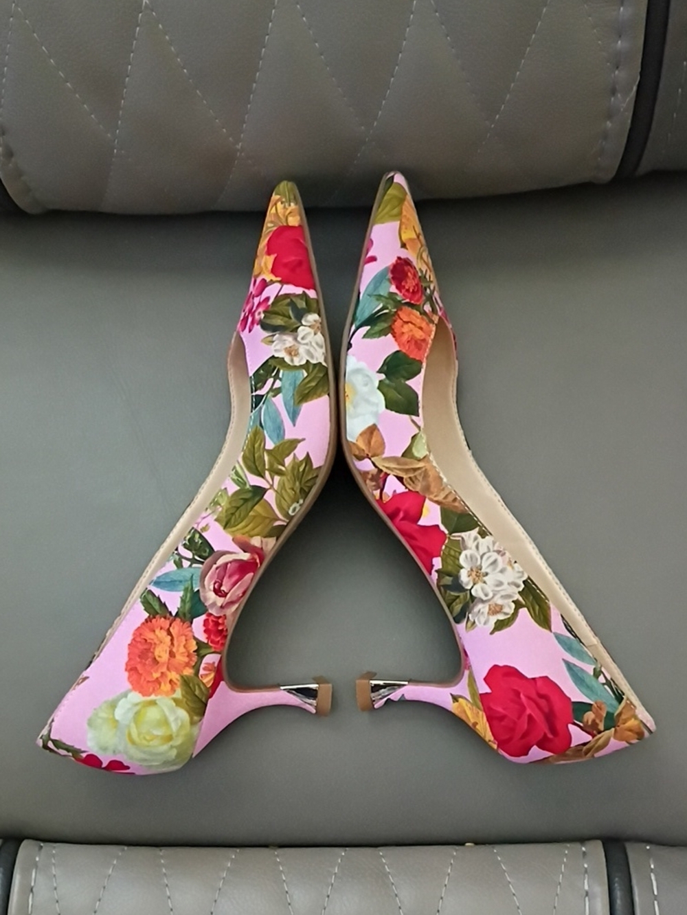 Nine West Ariella Kitten Heel Pumps (Sz. 9)